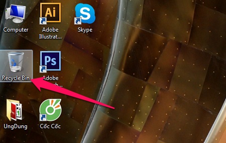 Chọn Recycle Bin xuất hiện trên màn hình máy tính